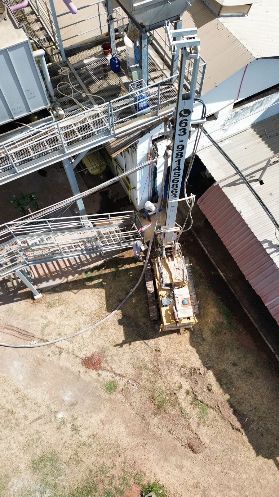 Vista aérea da torre do equipamento de hélice contínua